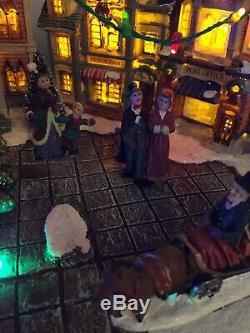 Animated Christmas Village LED Street Scene Revolving Tree Color Changing NIB