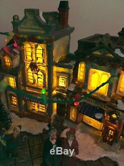 Animated Christmas Village LED Street Scene Revolving Tree Color Changing NIB