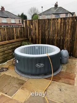 BRAND NEW Lay-Z-Spa Bali Airjet (4 Person) LED Hot Tub
