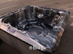 Hot tub Powerful Jets Colour LED Lighting Bargain Price Last One £1,496