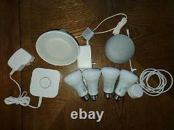 Philips Hue 4 Ampoules Blanches Et Couleur E26, 1 Lampe Bloom, 1 Pont Et 1 Mini Google
